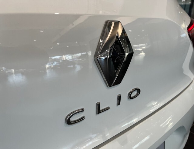 Inside Clio  Blanco