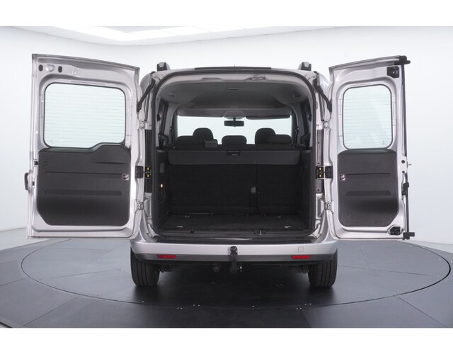 Inside Combo Combi Diesel  Plata