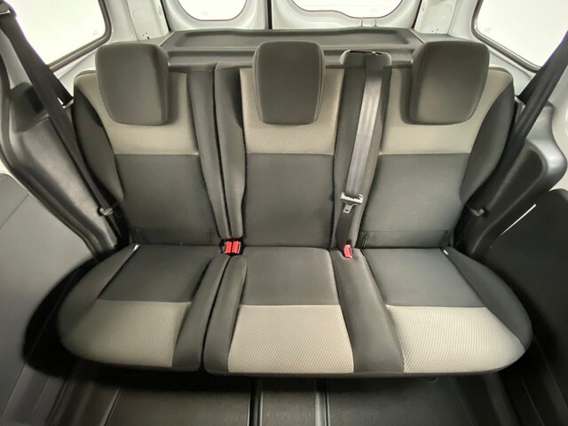 Inside Kangoo Combi Diesel  Blanco Mineral
