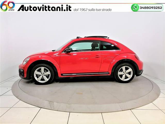 VOLKSWAGEN Maggiolino 2017 00958647_VO38023207