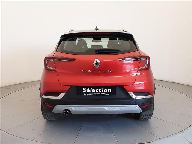 RENAULT Captur 04703789_VO38013034