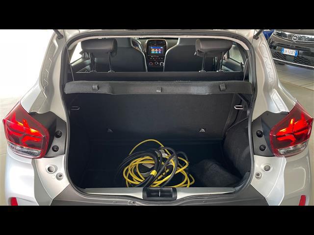 DACIA Spring 00428000_VO38023217