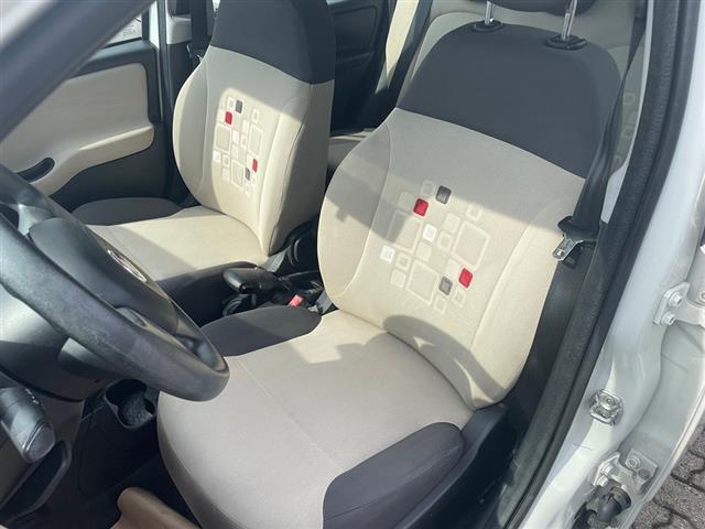 FIAT Panda 00393320_VO38023217