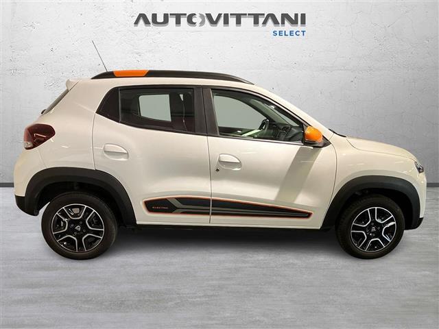 DACIA Spring 00985336_VO38023207