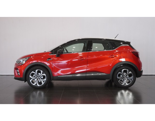 Outside Captur Diesel  Rojo Deseo con techo