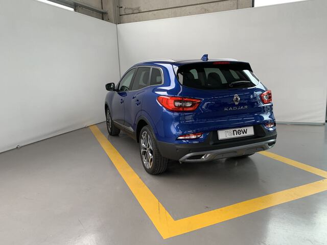 Outside Kadjar  AZUL RAYO