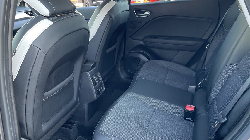 Inside Captur  Azul Rayo con techo 