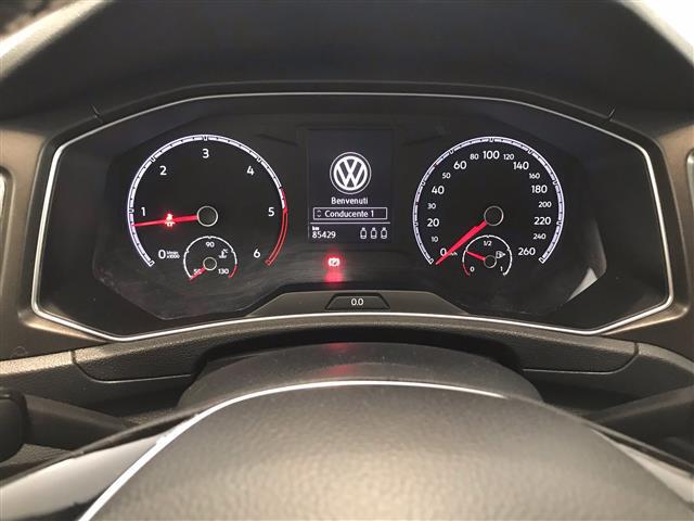 VOLKSWAGEN T Roc 2017 10031532_VO38013447