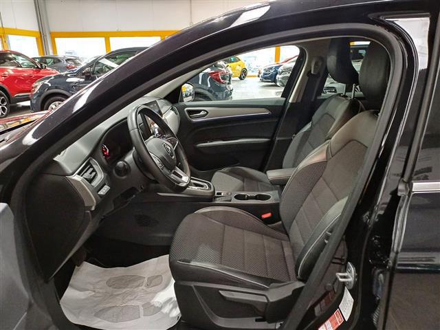 RENAULT Arkana 00015250_VO38023184