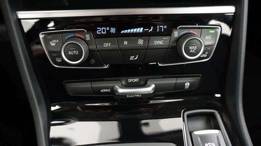 Inside Serie 2 F45 Active Tourer Híbrido Enchuf  Negro