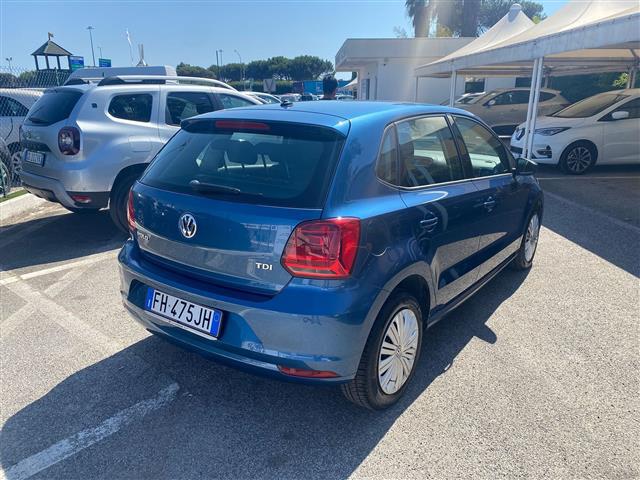 VOLKSWAGEN Polo V 2014 02641032_VO38043366