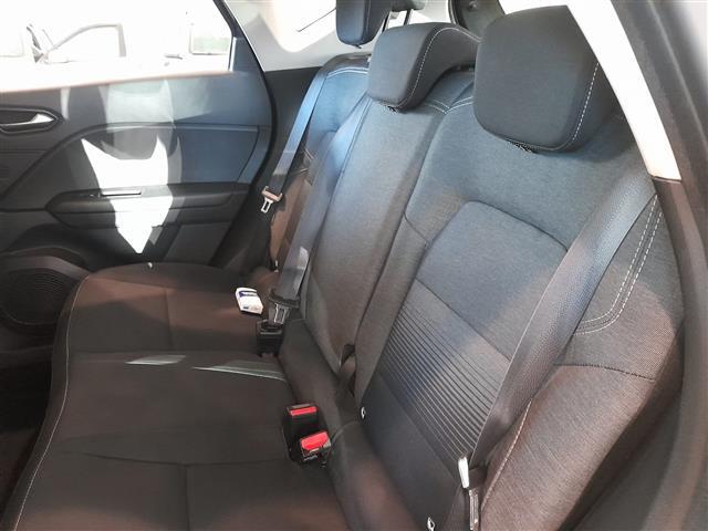 RENAULT Captur 00015855_VO38023184