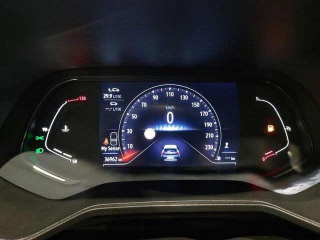 Inside Clio  Gris