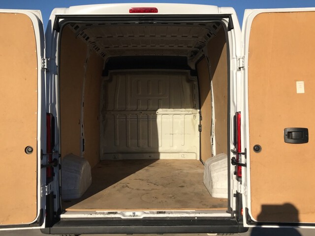 Inside Ducato Furgón Diesel  Blanco