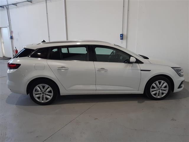 RENAULT Megane 02538706_VO38013041