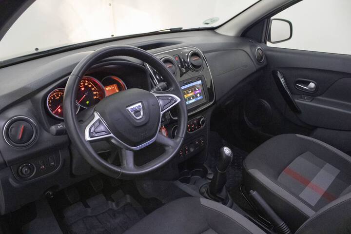 Inside Sandero  Gris Higland