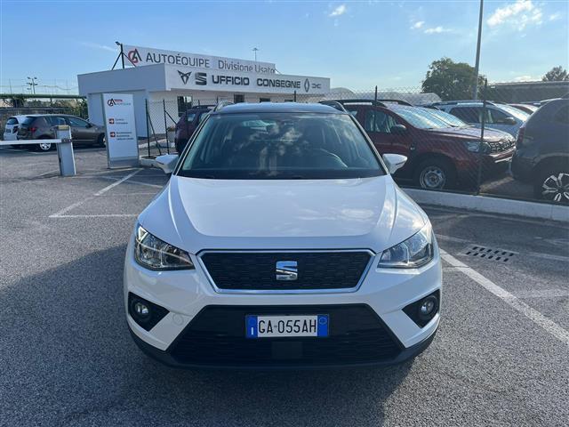 SEAT Arona 2017 02639910_VO38043366