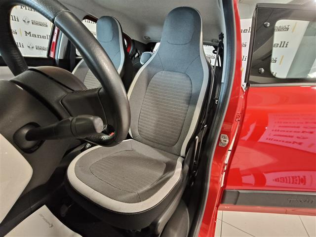 RENAULT Twingo Electric 00012962_VO38013022