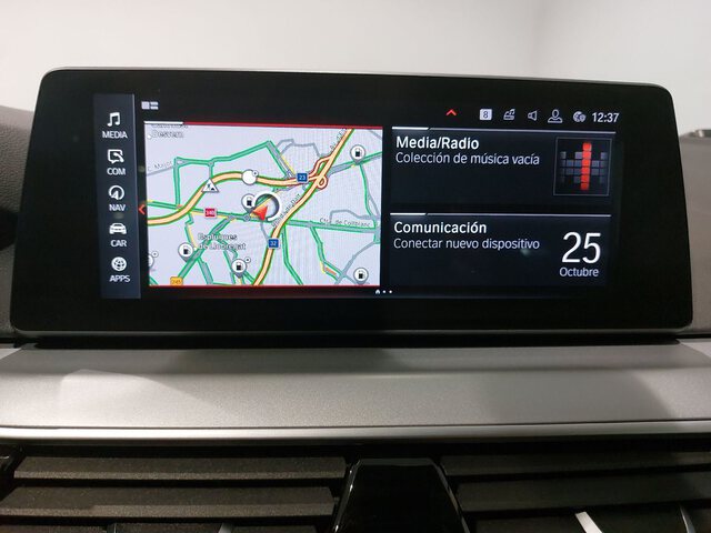 Inside Serie 5 G31 Touring Diesel  Bluestone metalizado