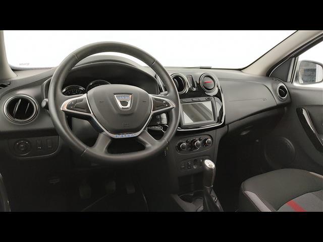DACIA Sandero 00947763_VO38023732