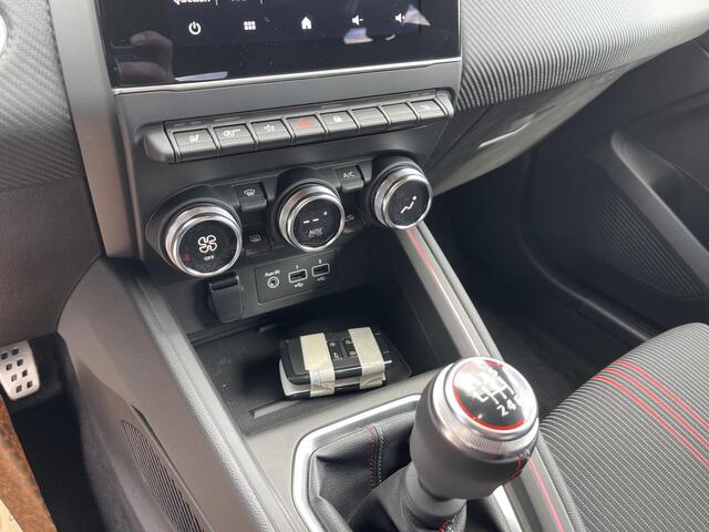 Außenausstattung Clio PLATIN GRAU MET.     grau
