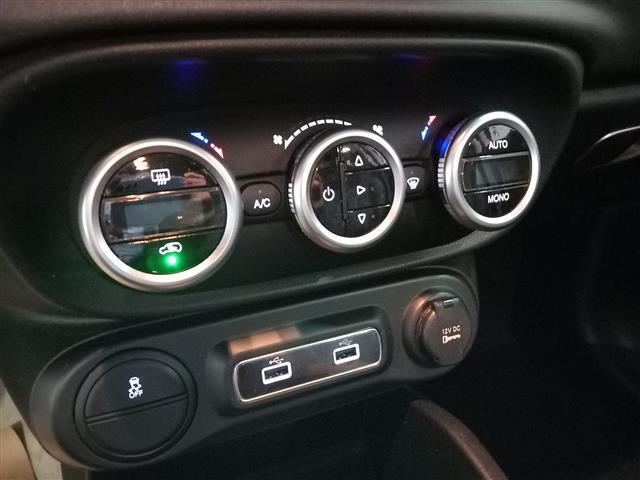 FIAT 500L 00392654_VO38023217