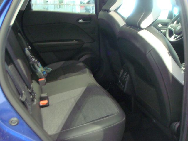 Inside Captur Gasolina/gas  Azul Rayo con techo 