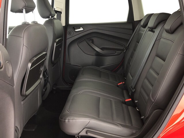 Inside Kuga  Rojo Race