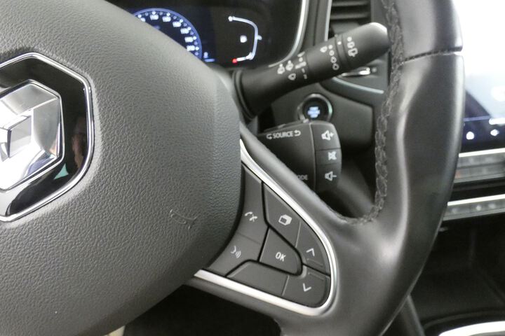 Inside Mégane  Gris Highland
