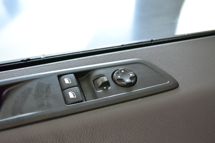 Exterior JUMPY  ALB