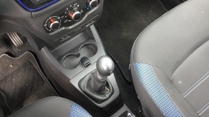 Inside Lodgy Diesel  Azul