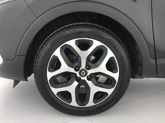 Outside Captur  Negro