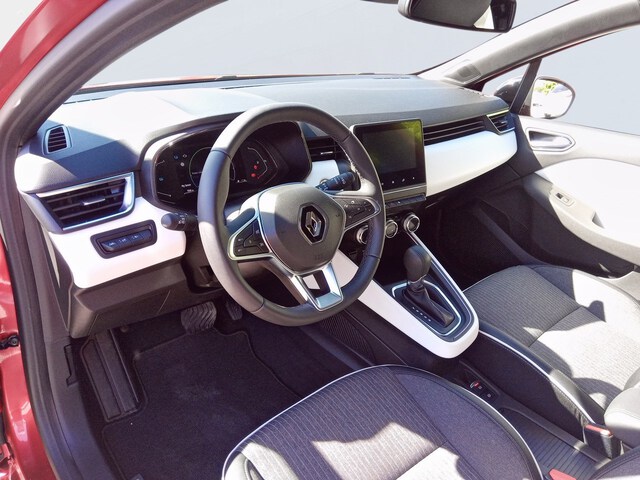 Inside  Clio  rojo deseo