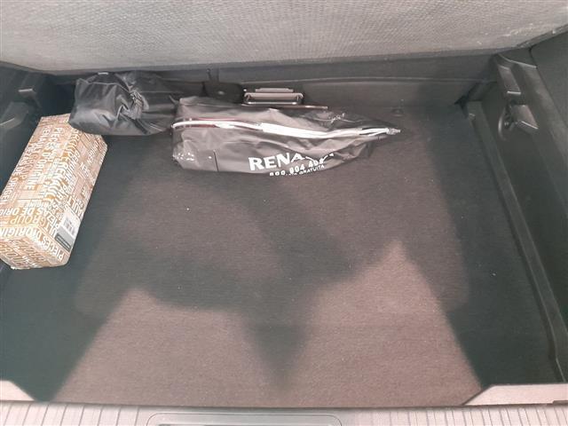 RENAULT Captur 00015855_VO38023184