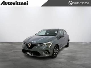 RENAULT Clio 00967676_VO38023207