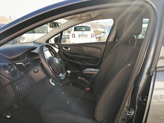 Inside Clio  Gris Titanium