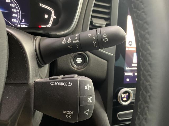 Inside Mégane Sport Tourer  Rojo Deseo