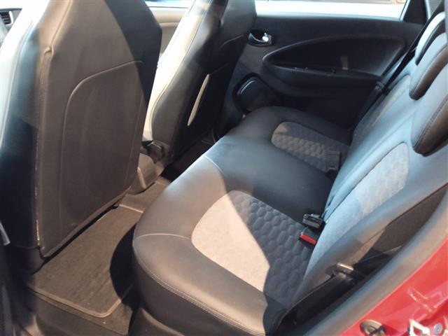 RENAULT ZOE 00014623_VO38043670