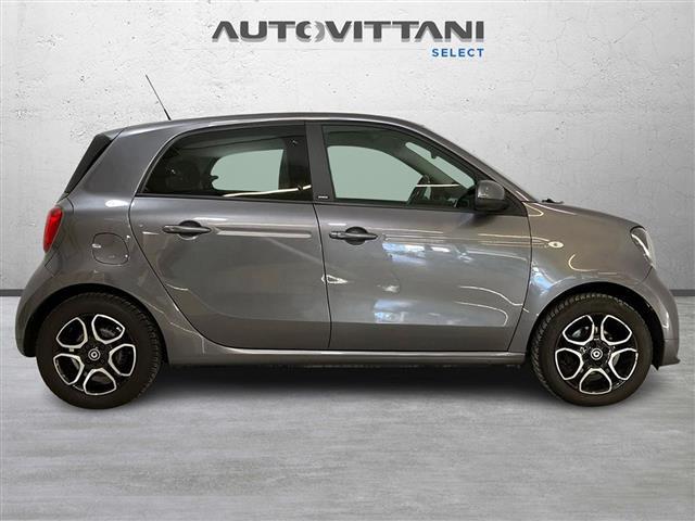 SMART Forfour 00984759_VO38023207