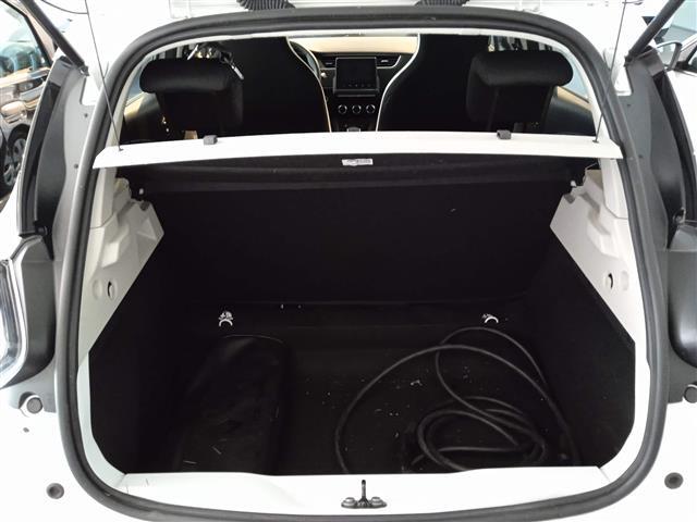 RENAULT ZOE 00014458_VO38043670