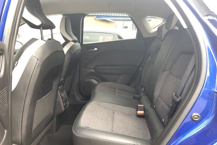Inside Captur  Azul Rayo con techo 