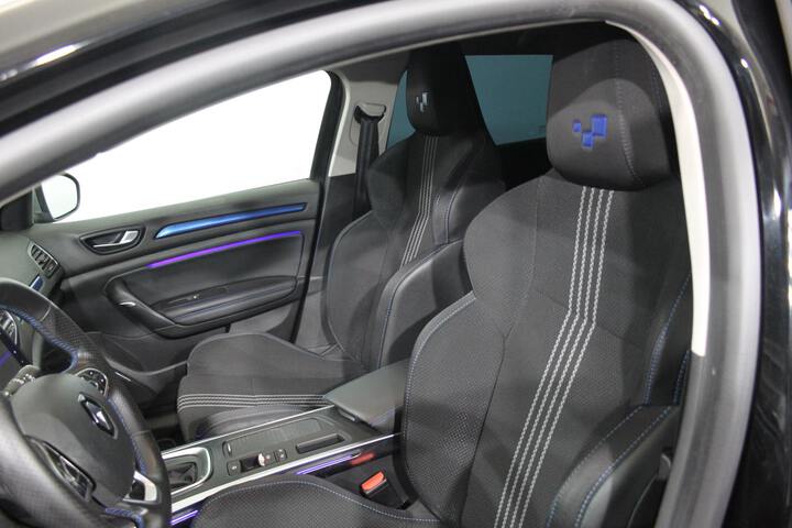 Inside Mégane Sport Tourer  NEGRO