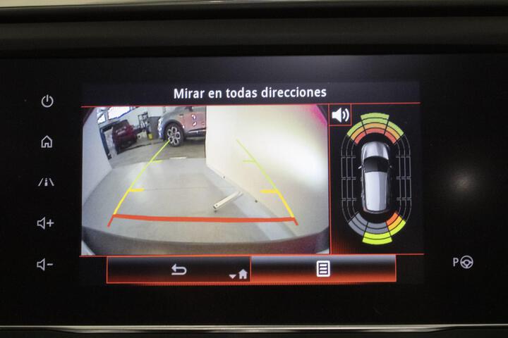 Inside Kadjar  Rojo Deseo