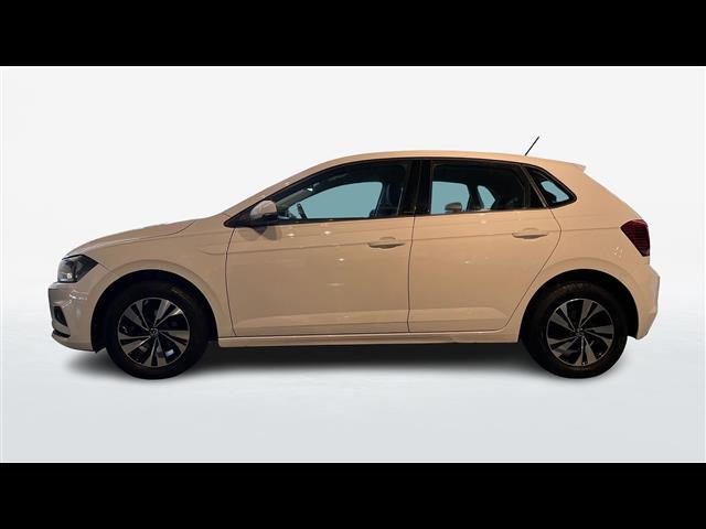 VOLKSWAGEN Polo VI 2017 00016042_VO38043670