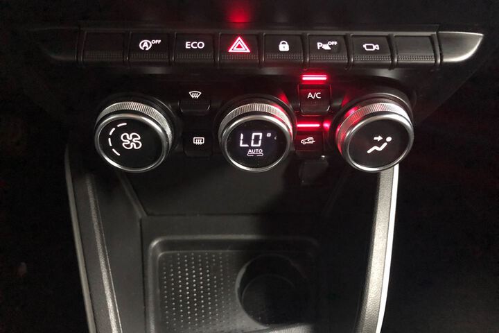 Inside Duster Diesel  Blanco Glaciar
