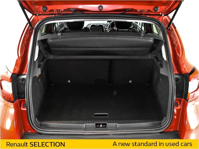 Exterior Captur  Red