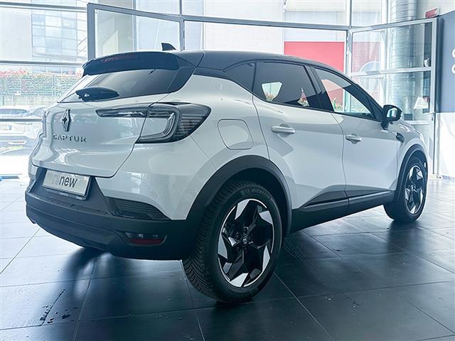 RENAULT Captur 00052997_VO38013437