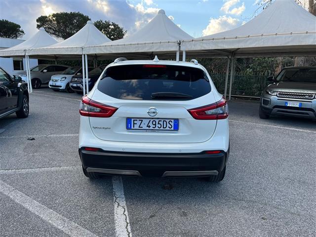 NISSAN Qashqai 02640895_VO38043366