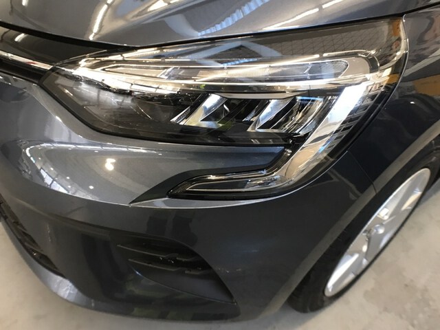 Inside Clio  Gris Titanium