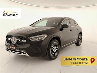 MERCEDES GLA 00189412_VO38023507
